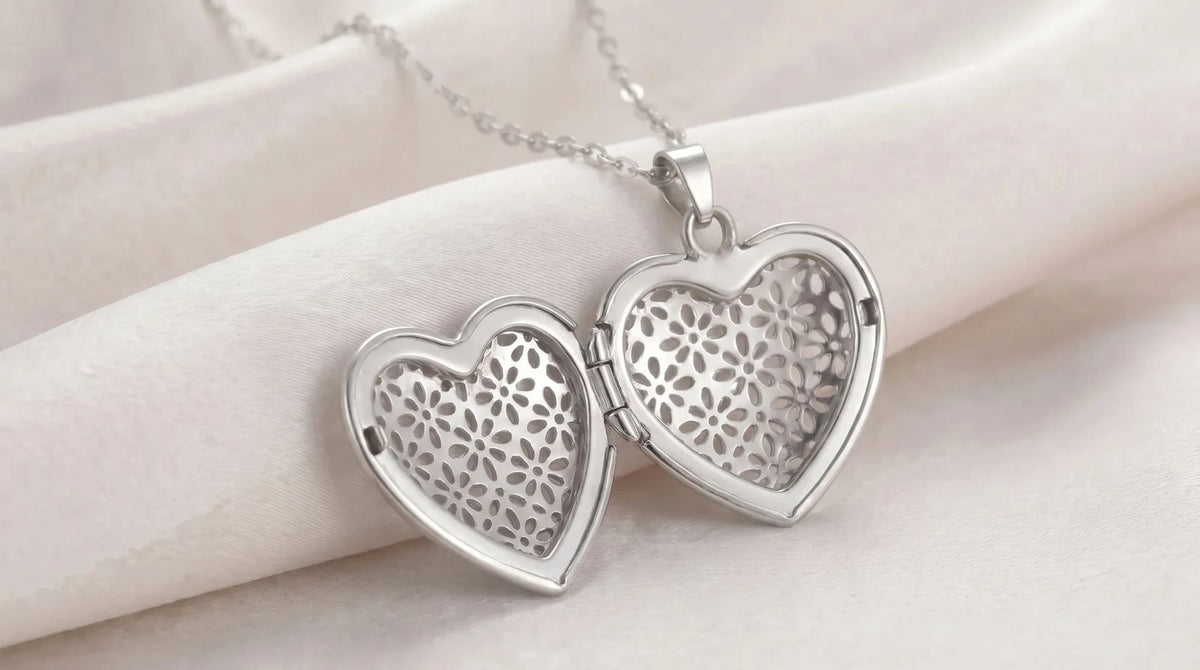 Silver necklace